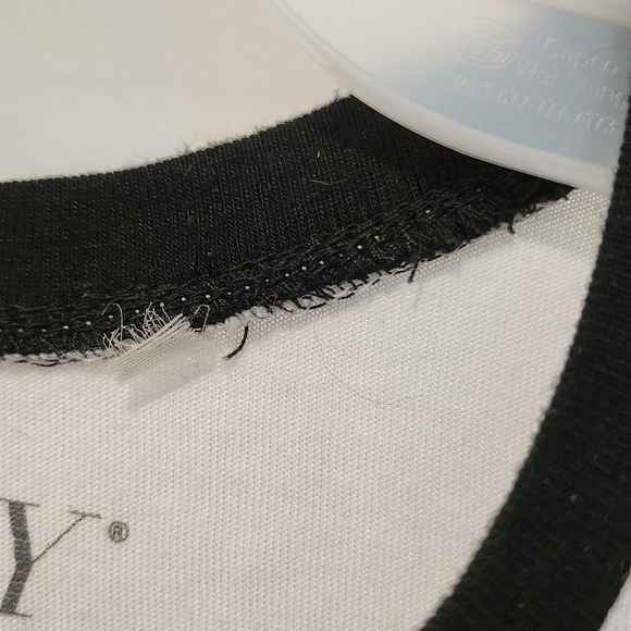 (PRICE IS FIRM!)Mighty Fine Peanuts Short Sleeve Tshirt With Snoopy Design - Picture 3 of 14